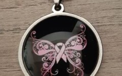 COLLIERS CABOCHON - PAPILLON RUBAN ROSE CONTRE LE CANCER